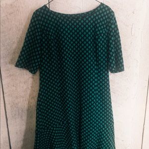 👗 Cute casual polka-dot flippy-flare dress 🎉